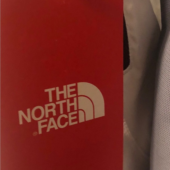 The North Face Women's Resolve Windproof Jacket Size  ,xxl - Picture 6 of 6